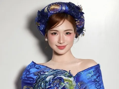 Hoà Minzy công khai bạn trai mới