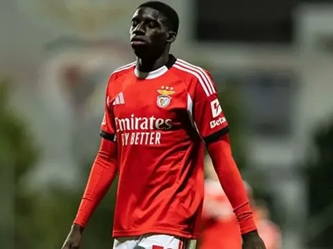 Benfica thách thức Liverpool, Chelsea bằng giá 80 triệu euro