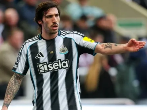 Real Madrid tranh Sandro Tonali với Man City, Arsenal