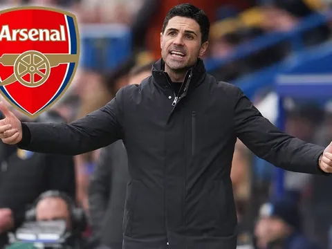 Huyền thoại khuyên Arsenal sớm thanh lý Jesus