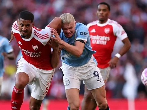 Arsenal và Man City đua tranh cho cú ăn bốn vô tiền khoáng hậu