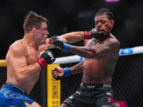 Drew Dober nối dài kỷ lục knockout: Cú móc trái tàn khốc hạ gục Michael Johnson tại UFC 326