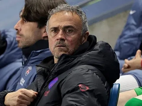 3 bài toán hóc búa Luis Enrique cần lời giải trước Chelsea