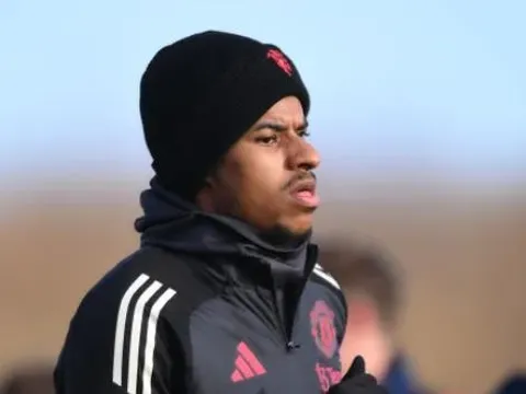 Chấp nhận mất Rashford, Man Utd nhắm Iliman Ndiaye thay thế