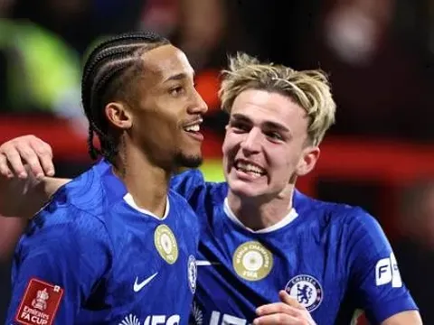 PSG sa sút, HLV Chelsea tin Joao Pedro sẽ làm nên chuyện