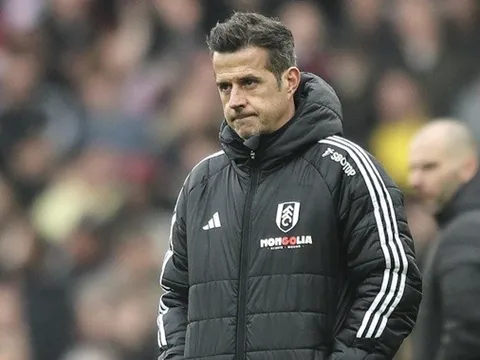 Canh bạc kiêu ngạo của Silva phá nát giấc mơ FA Cup