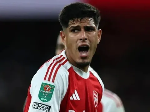 Romano xác nhận thương vụ mùa Hè đầu tiên của Arsenal