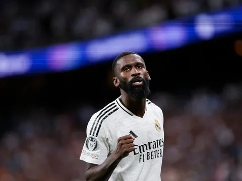 Sự già dơ của Rudiger sẽ nâng tầm hàng thủ Arsenal