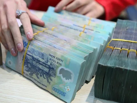 Khi nào thực hiện tăng lương cơ sở thêm 8%?