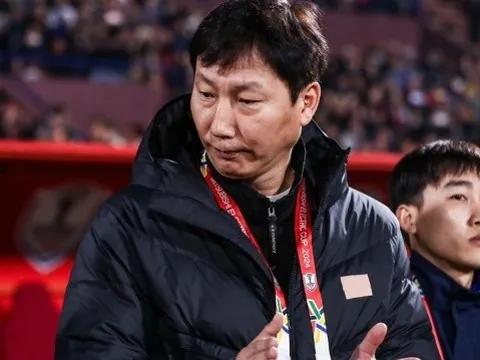 Báo Malaysia nói về kế hoạch đặc biệt của HLV Kim Sang Sik