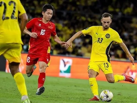 Việt Nam cần thắng Malaysia thay vì chờ tấm vé trên bàn giấy