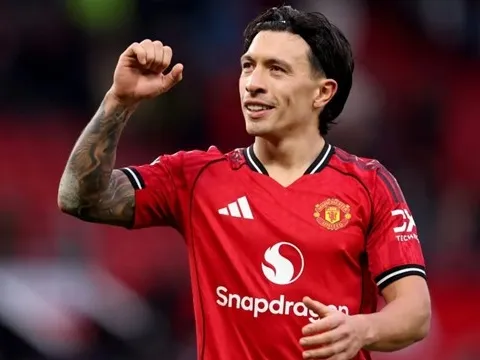 Man Utd đón Lisandro Martinez trở lại ở trận gặp Villa