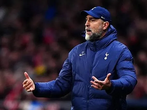 Igor Tudor thừa nhận sai lầm khi để Kinsky bắt chính