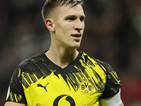 HLV Slot đích thân gặp mặt, tranh Schlotterbeck với Real