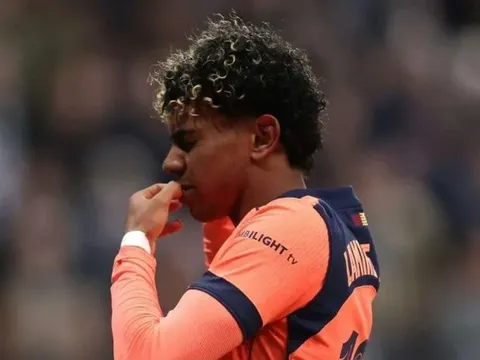 Lamine Yamal đi vào lịch sử Barca sau trận hòa Newcastle