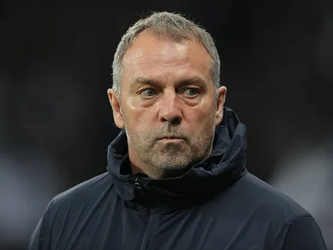 Barca thoát thua Newcastle, Flick mắng học trò