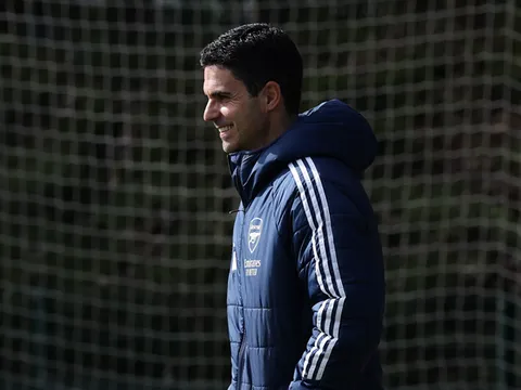 Arsenal mất Odegaard, chờ Calafiori đấu Leverkusen