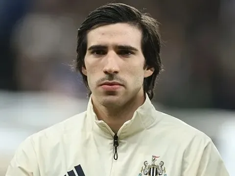 Man Utd hưởng lợi khi Arsenal từ bỏ Sandro Tonali