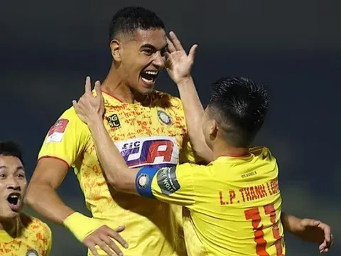 Rào cản FIFA ngăn Đỗ Phi Long khoác áo tuyển Việt Nam