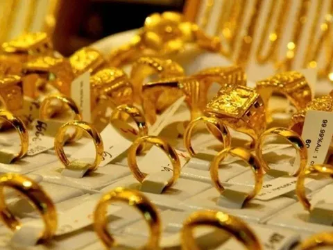 Giá vàng hôm nay 11/3: Vàng SJC tăng vọt 1,1 triệu đồng/lượng