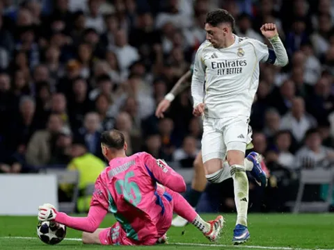 Valverde dạy cho Man City bài học về sự hiệu quả