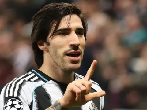 Man Utd quyết săn Tonali và dàn sao trẻ Ngoại hạng Anh