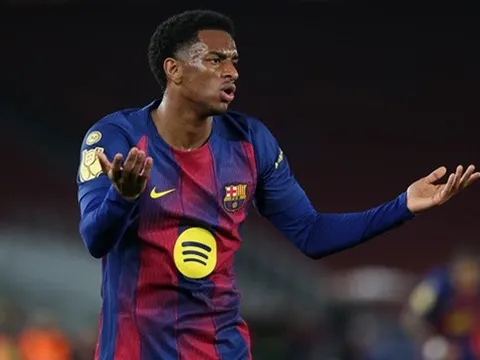 Barca quyết bán Balde, dồn tiền mua Bastoni