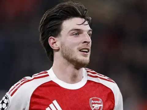 Arsenal đàm phán trói chân Declan Rice bằng mức lương mới