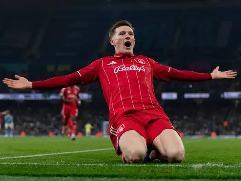 Romano xác nhận MU muốn có Elliot Anderson