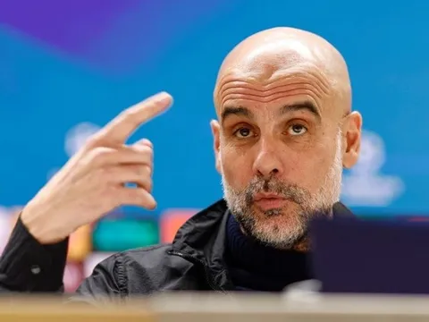 Bị chê chiến thuật, Pep Guardiola lên tiếng phản pháo