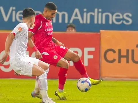 Soi trận Ninh Bình vs CAHN: Đội khách thị uy sức mạnh