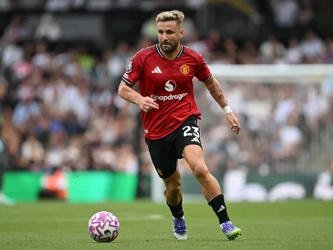 Huyền thoại khuyên Tuchel đưa Luke Shaw dự World Cup