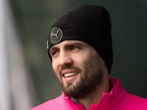 Kovacic tái xuất, Man City vẫn lo vắng Lewis