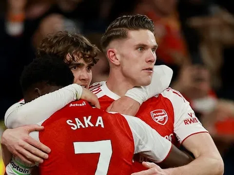 Arsenal cần bao nhiêu điểm để vô địch khi Man City sẩy chân?
