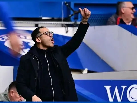 Rosenior chỉ thẳng 2 lý do khiến Chelsea thua Newcastle