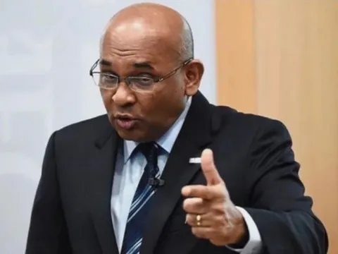 Chuyên gia tố AFC né tránh trách nhiệm vụ nhập tịch Malaysia