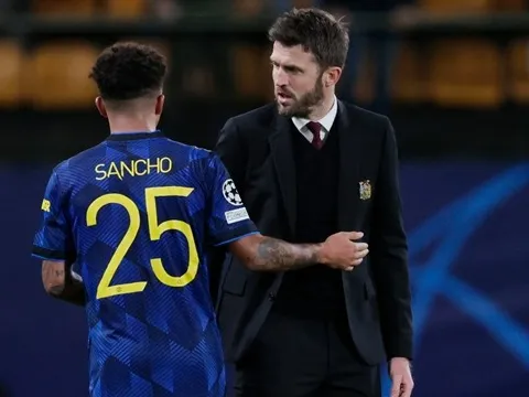 Michael Carrick và thông điệp đanh thép từ sai lầm mang tên Sancho