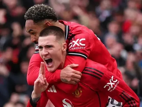 Roy Keane tin MU chắc vé dự Champions League khi hạ Villa