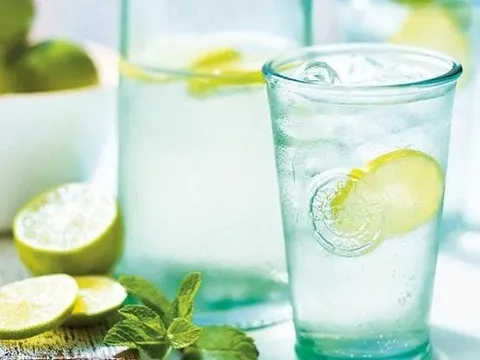 4 khung giờ uống nước chanh mật ong giảm cân nhanh