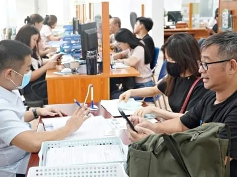 Từ 2026, nhóm lao động nào có thể nhận gần 320 triệu đồng trợ cấp thất nghiệp?