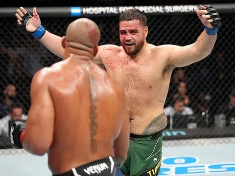 Tai Tuivasa và 'cơ hội cuối cùng': UFC đang ưu ái hay níu kéo một ngôi sao?