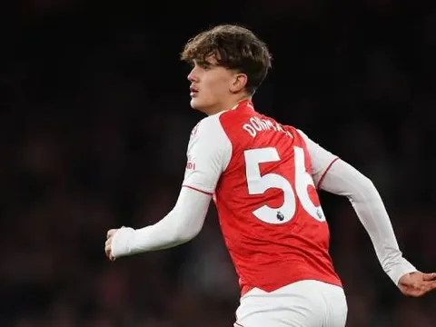 Arsenal bước vào "cuộc chiến" bảo vệ viên ngọc quý Max Dowman