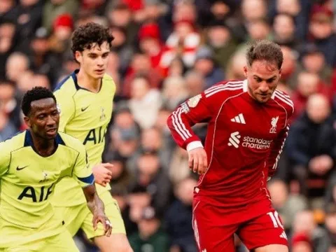 Đã đến lúc Arne Slot loại Mac Allister khỏi đội hình Liverpool