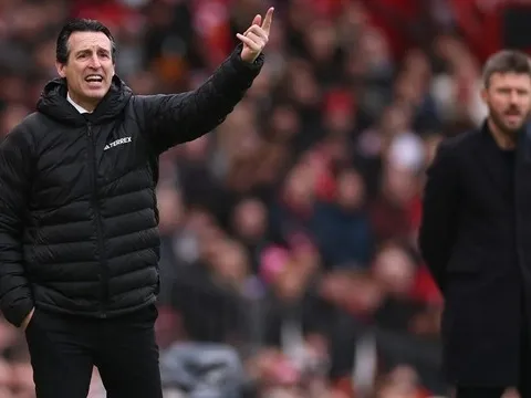 Unai Emery thừa nhận Man Utd đang ở đẳng cấp rất cao