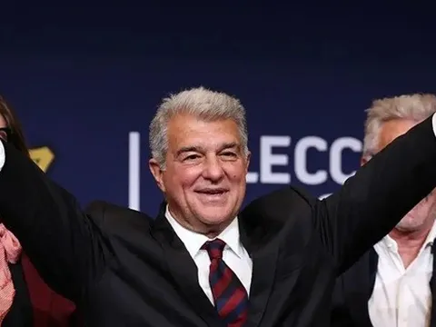 Vừa tái đắc cử, Laporta tuyên bố Barca luôn mở cửa đón Messi