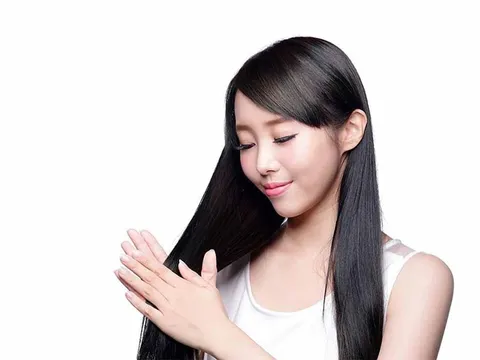 Liệu pháp ủ dầu nóng: Cách chăm sóc tóc tự nhiên giúp mái tóc mềm mượt và chắc khỏe