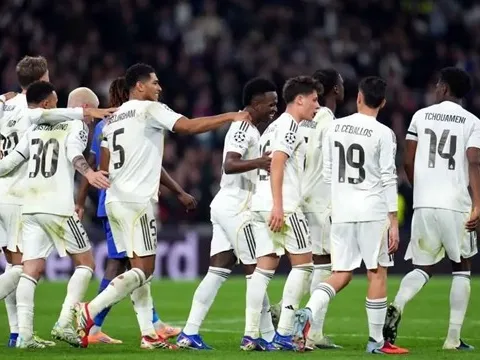 Arbeloa xác nhận Mbappe sẵn sàng đấu Man City