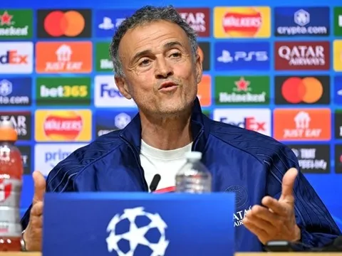 Luis Enrique cảnh báo PSG về áp lực tại Stamford Bridge