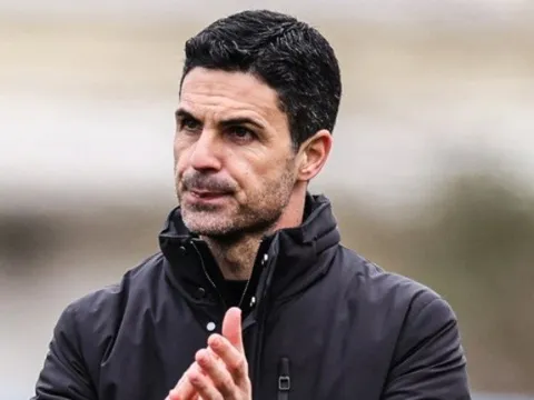 Thierry Henry ủng hộ Arsenal thắng xù xì để giải cơn khát vô địch