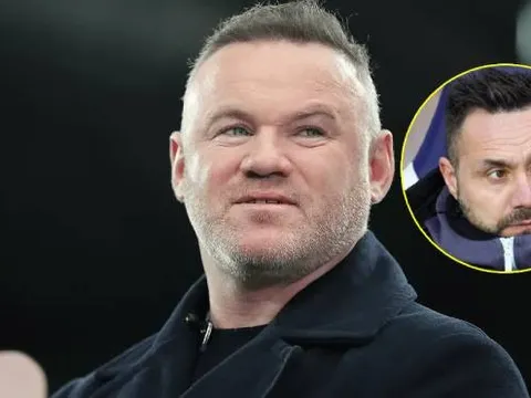 Bất đồng với Keane, Rooney khuyên MU từ chối De Zerbi
